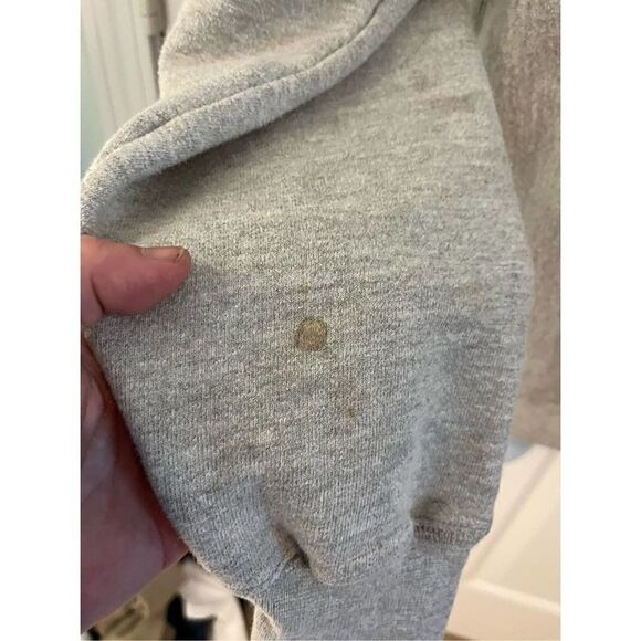 Champion Reverse Weave Gray Sweatshirt. Embroidered C. Size Large - Picture 9 of 9